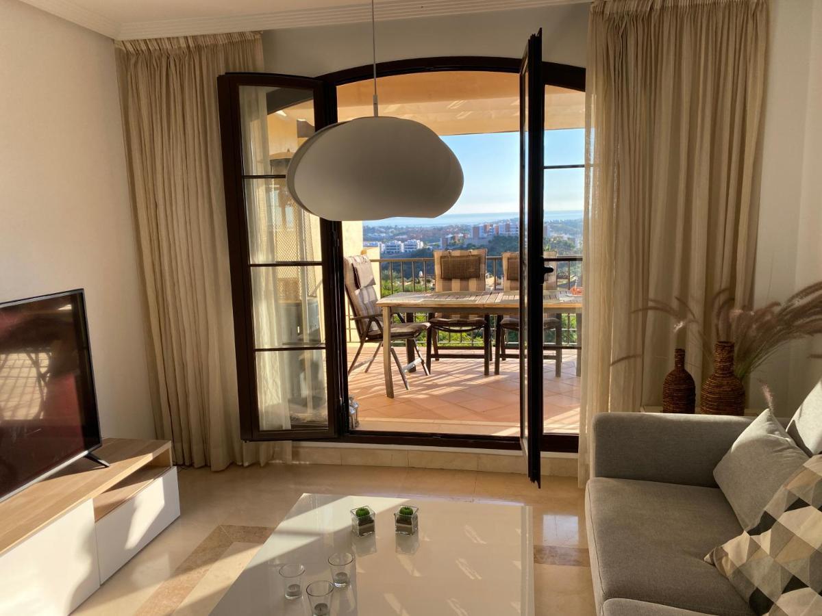 Huge Rooftop Solarium With See View - 3 Rooms Benahavís Buitenkant foto